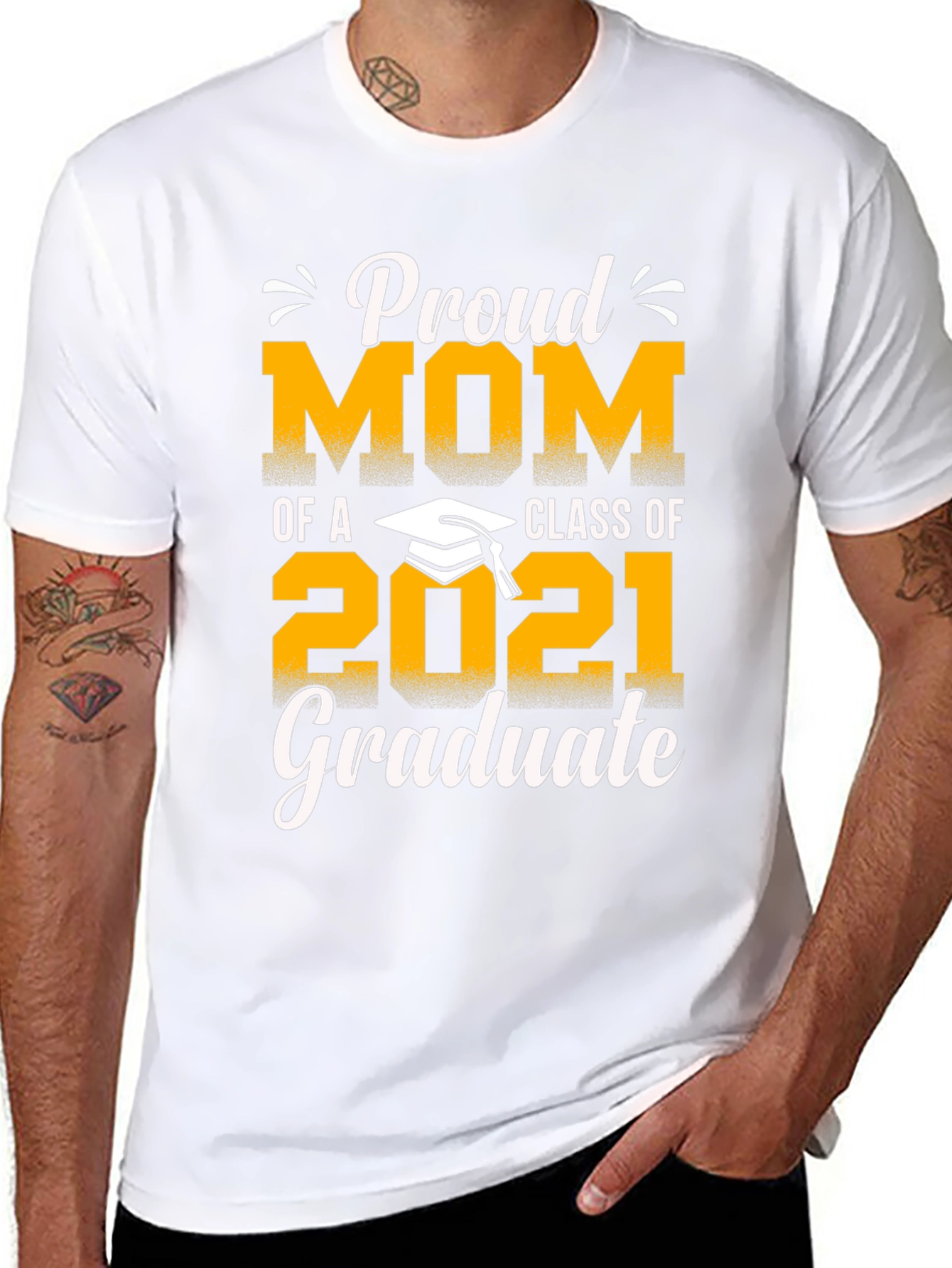 Proud Mom of a 2021 Graduate T-Shirt