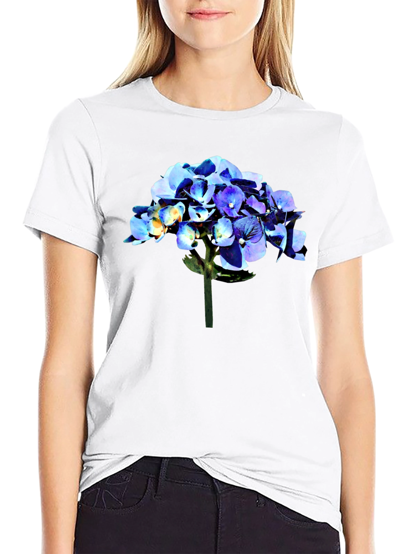 Hydrangea Graphic Tee - Black Casual Comfort
