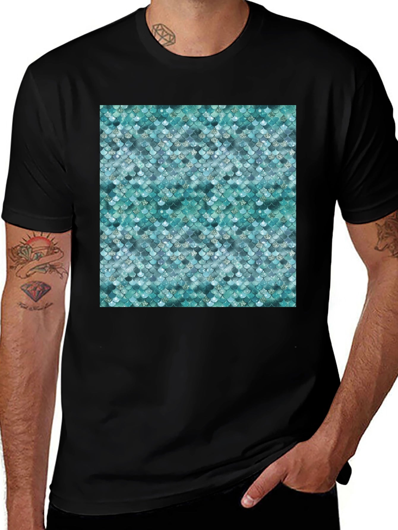 Scales Pattern T-Shirt - Trendy Graphic Tee