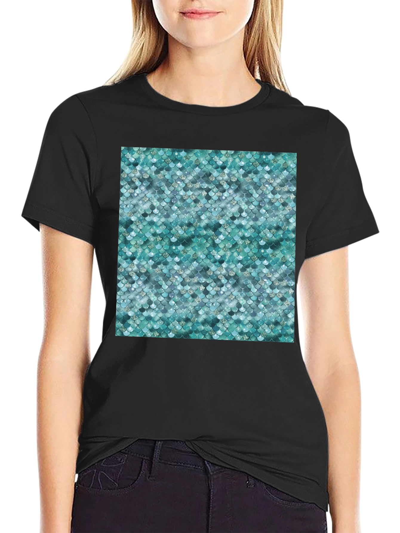 Scales Pattern T-Shirt - Trendy Graphic Tee