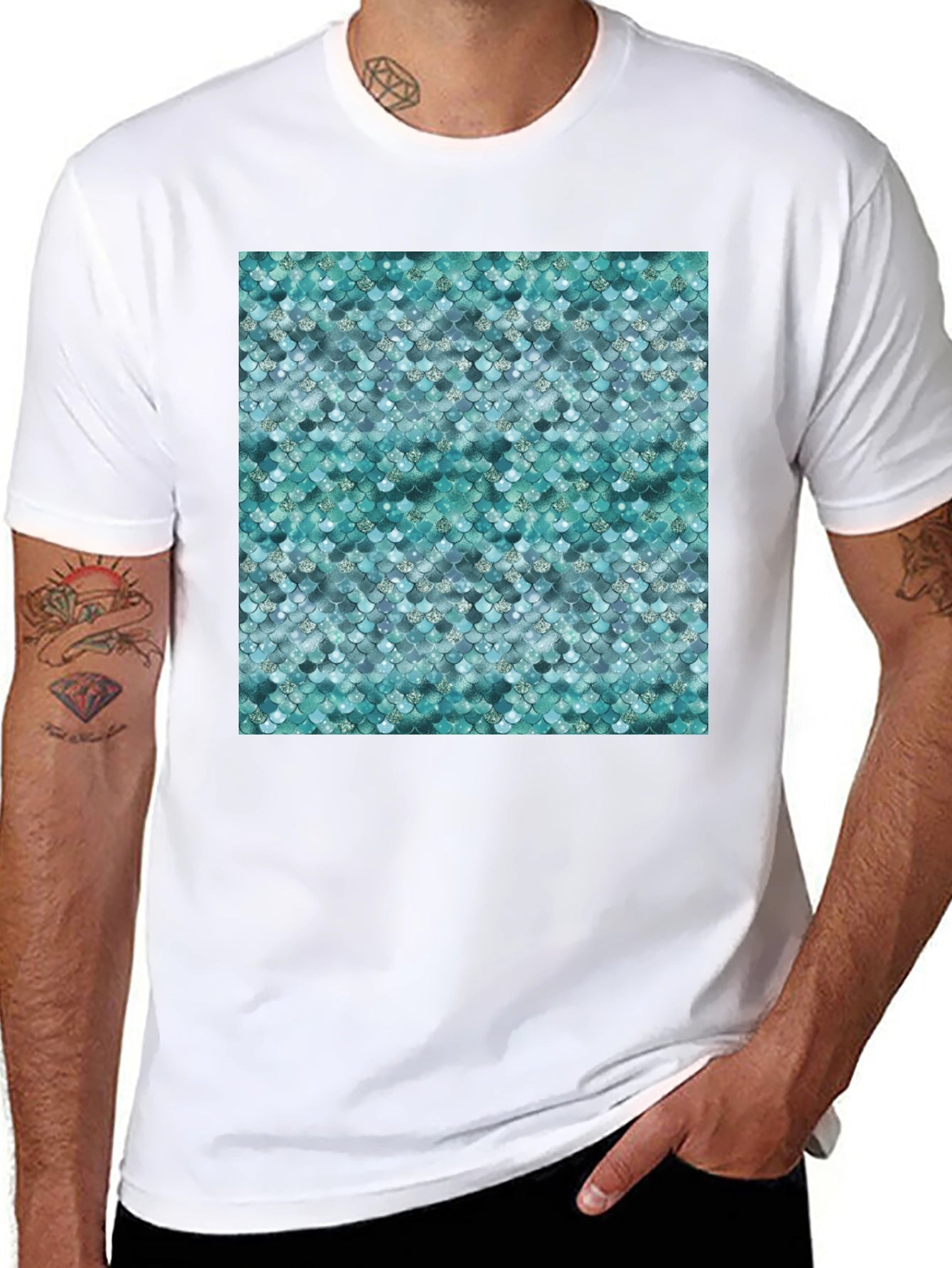 Scales Pattern T-Shirt - Trendy Graphic Tee